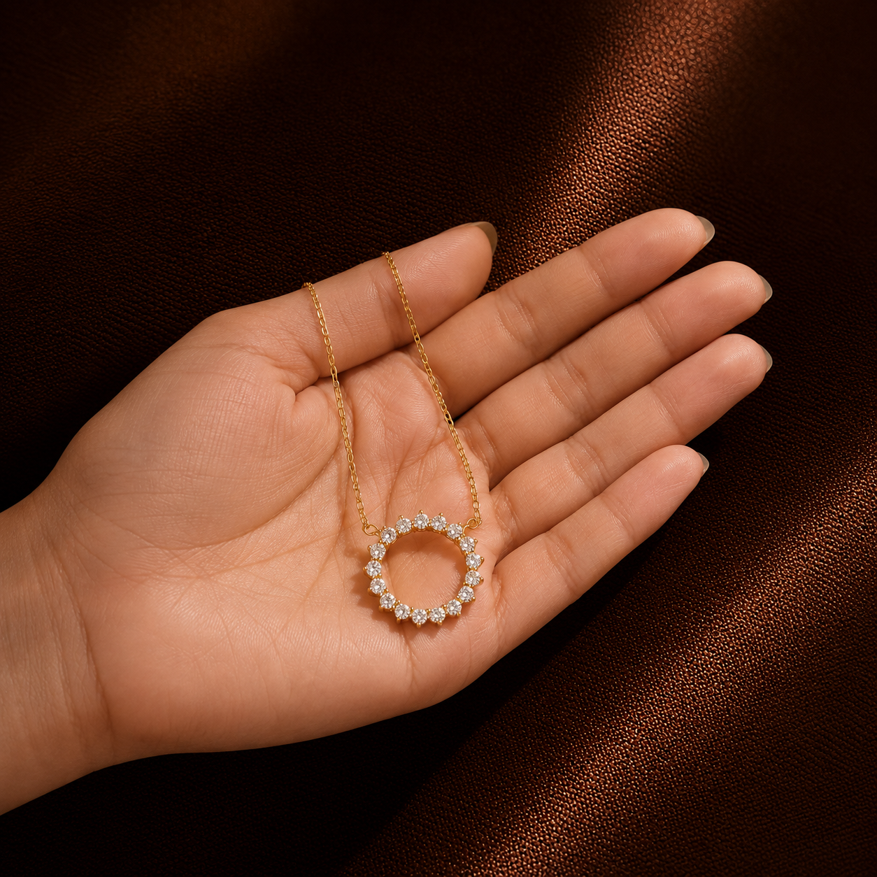 0.22CT NATURAL-GROWN PENDANT G-H/SI (WITH CHAIN) - Image 4