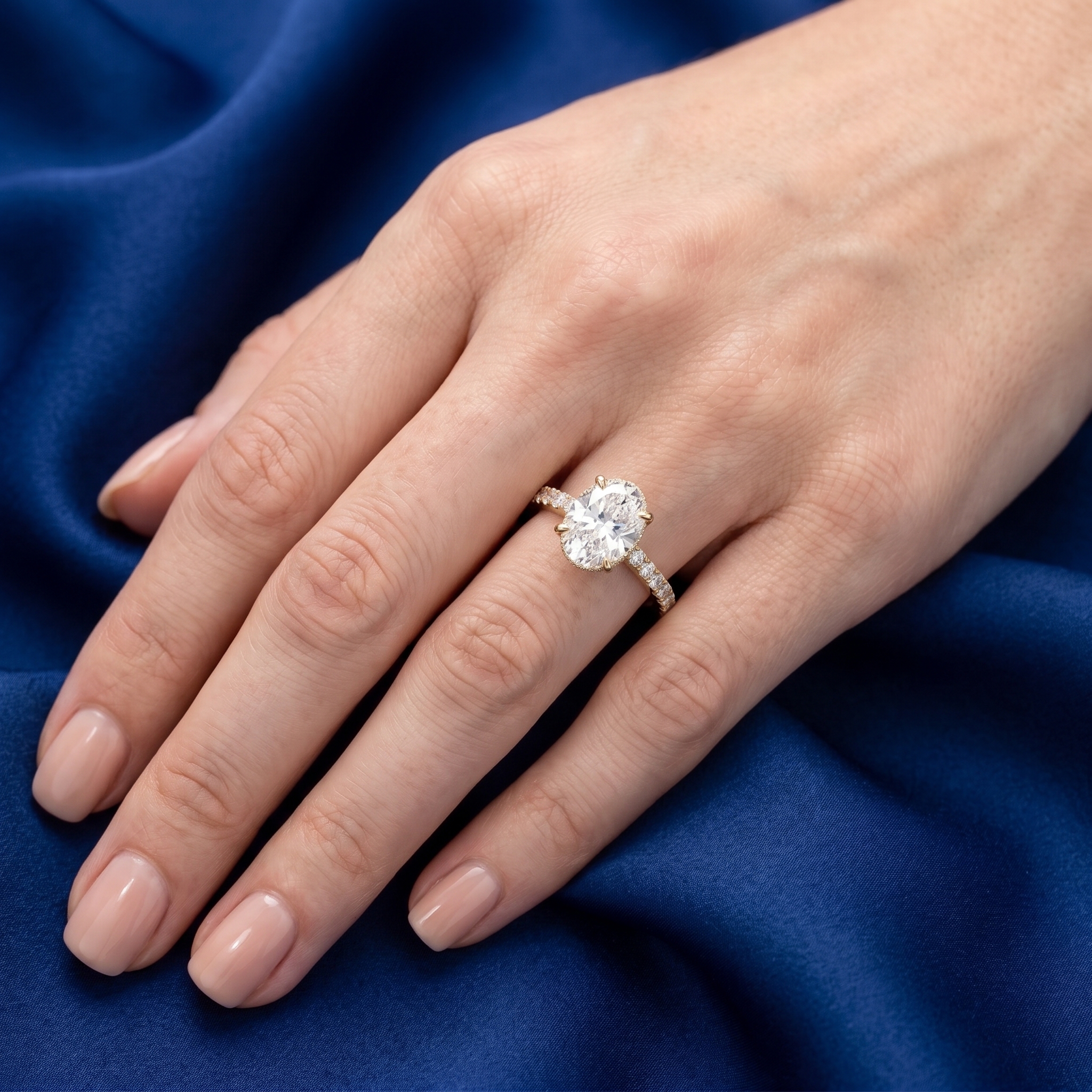 2.01CT LAB-GROWN OVAL E/VS1 - Image 4