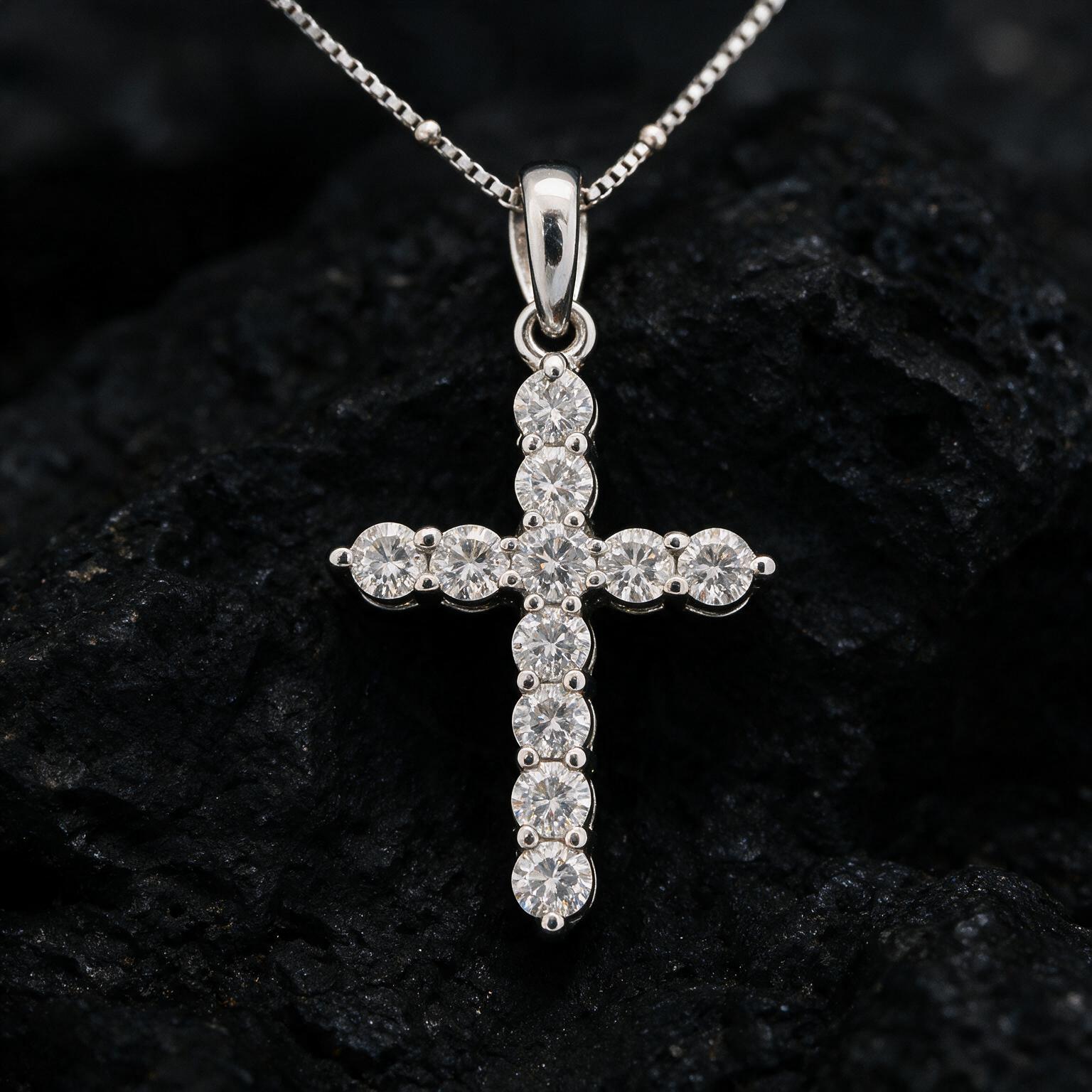 1.21CT LAB-GROWN CROSS